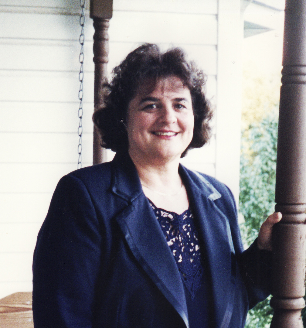 lois hodges