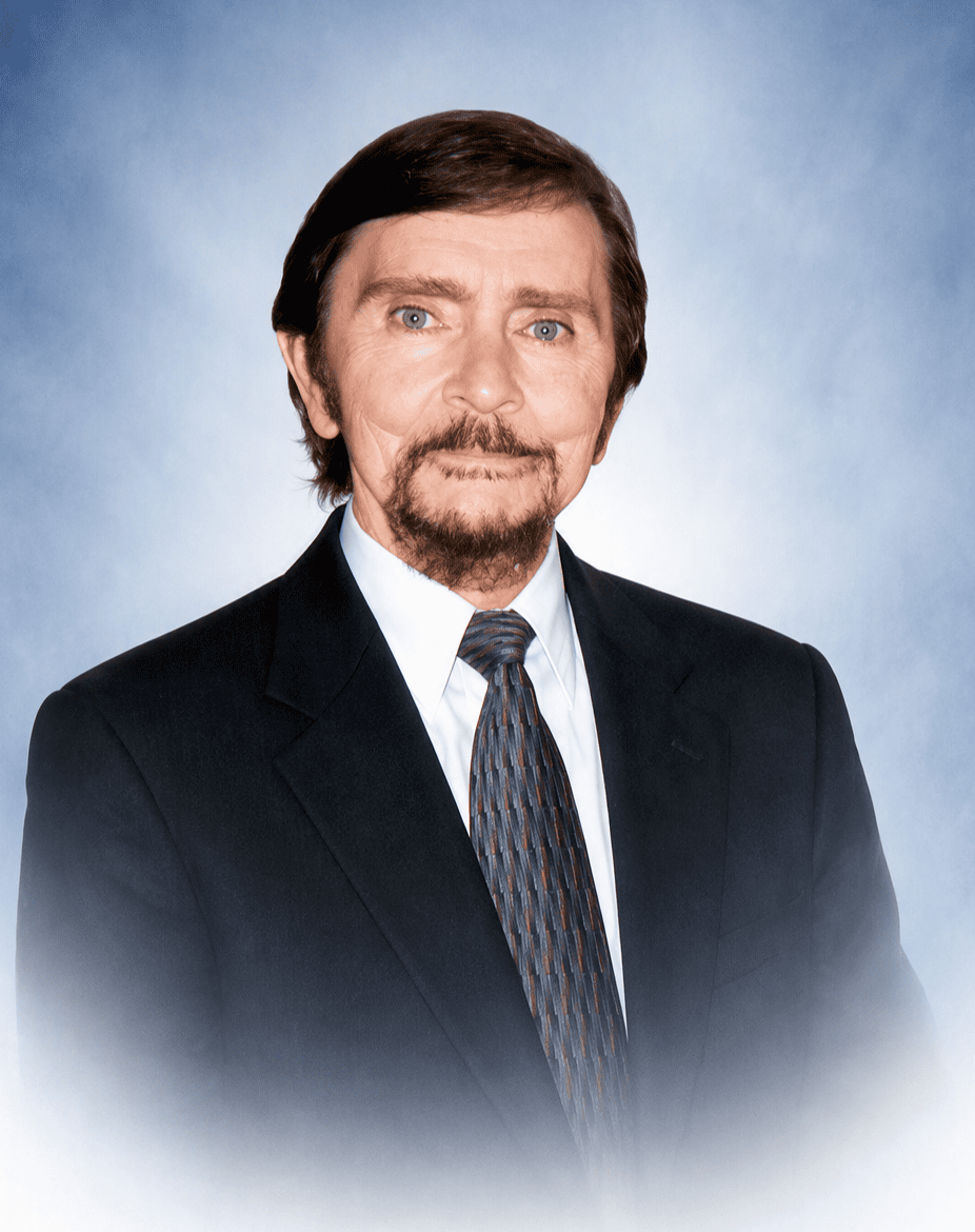 everett  cheseldine, jr. 